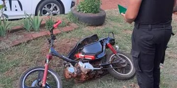Recuperan motocicleta robada en Oberá y detienen a un joven
