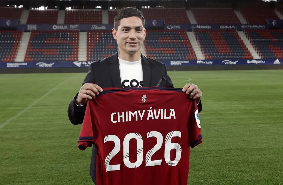 Chimy Ávila renovó su contrato con el Osasuna hasta el 2026