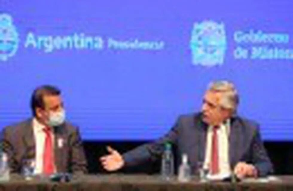 El gobernador de Misiones junto al presidente Alberto Fernández en su visita a Misiones de este viernes.