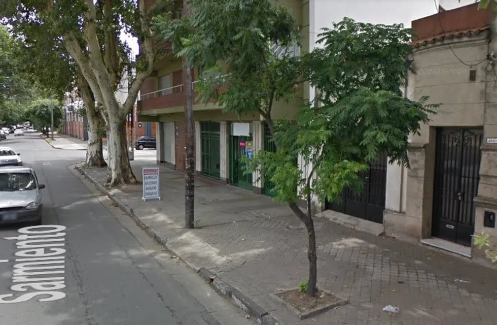 El episodio ocurrió en un kiosco de Sarmiento al 2800. (Google Street View)