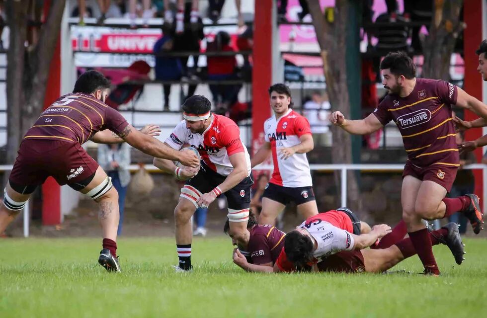 Palermo Bajo le ganó en su visita a Universitario y sigue de cerca al puntero Tala RC. El próximo sábado se enfrentan (Prensa Unión Cordobesa de Rugby).