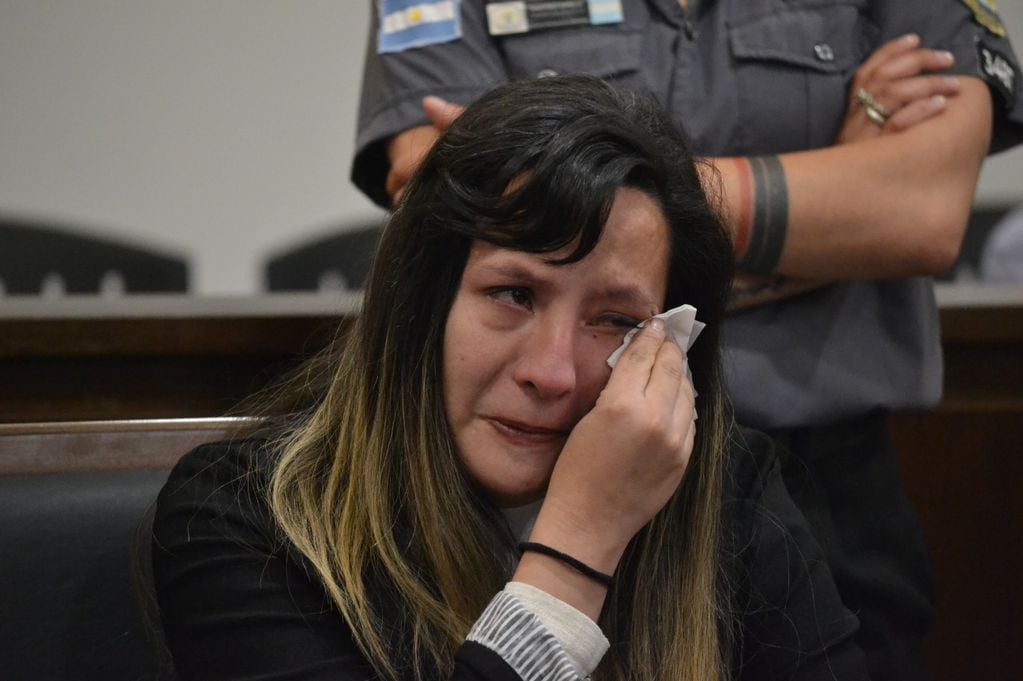 Karen Oviedo, conocida como "la envenenadora de Guaymallén", durante el juicio celebrado en el Polo Judicial por doble homicidio.