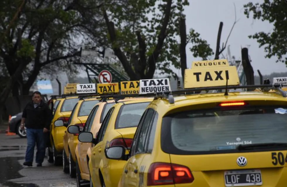 Desde este martes hay nuevas tarifas de taxis en Neuquén.