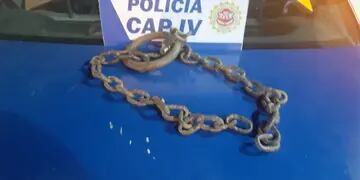 La cadena que fue secuestrada. (Policía de Córdoba)