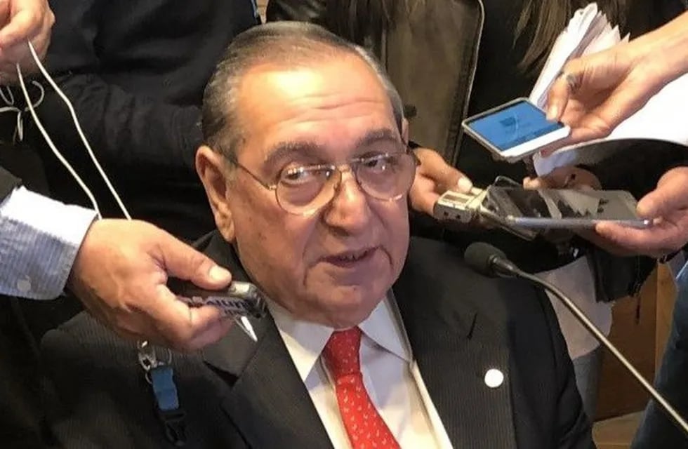 Abel Soria Vega renunciaría a su cargo para jubilarse.
