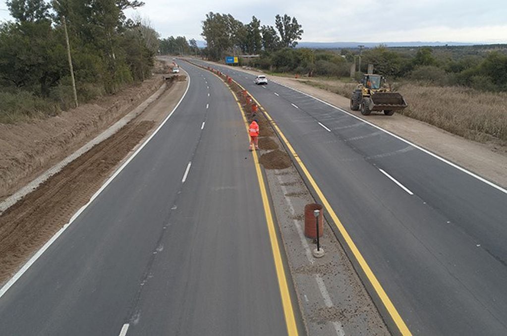 Inauguraron un tramo de la autovía Almafuerte - Río Tercero.