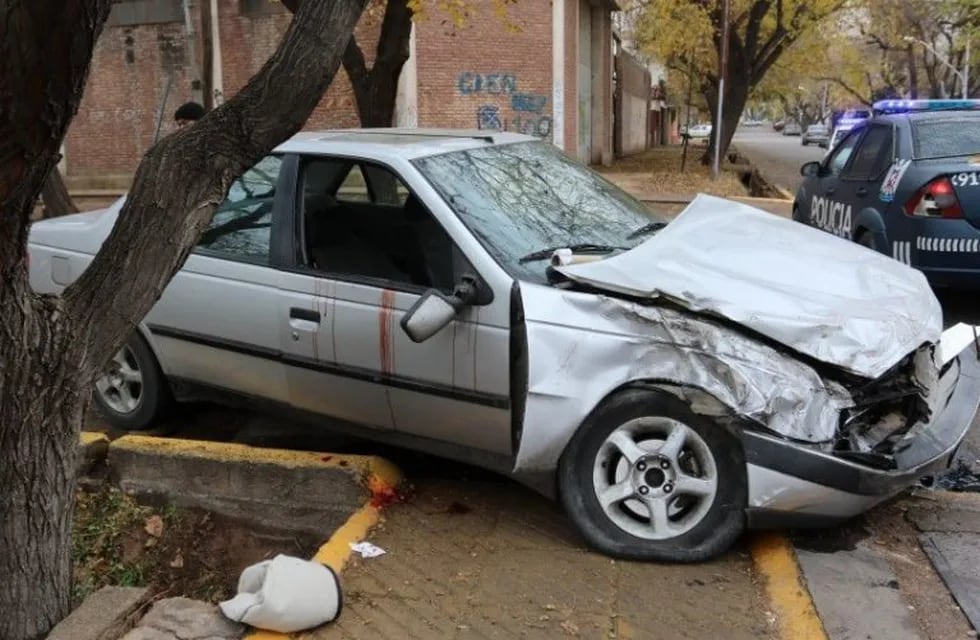 El siniestro sucedió pasadas las 10 en la intersección de las calles Bogado y Moreno de la Ciudad de Mendoza.