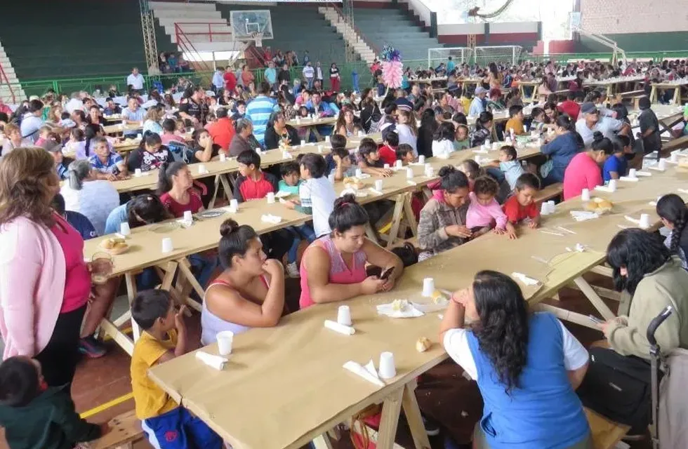 Festejaron el Día de la madre en Puerto Libertad con un almuerzo comunitario
