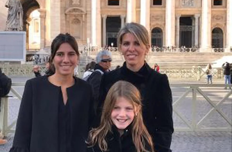 Salgado y sus hijas en Roma