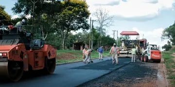 San Pedro: trabajan en el asfaltado de la Av. Nicanor del municipio
