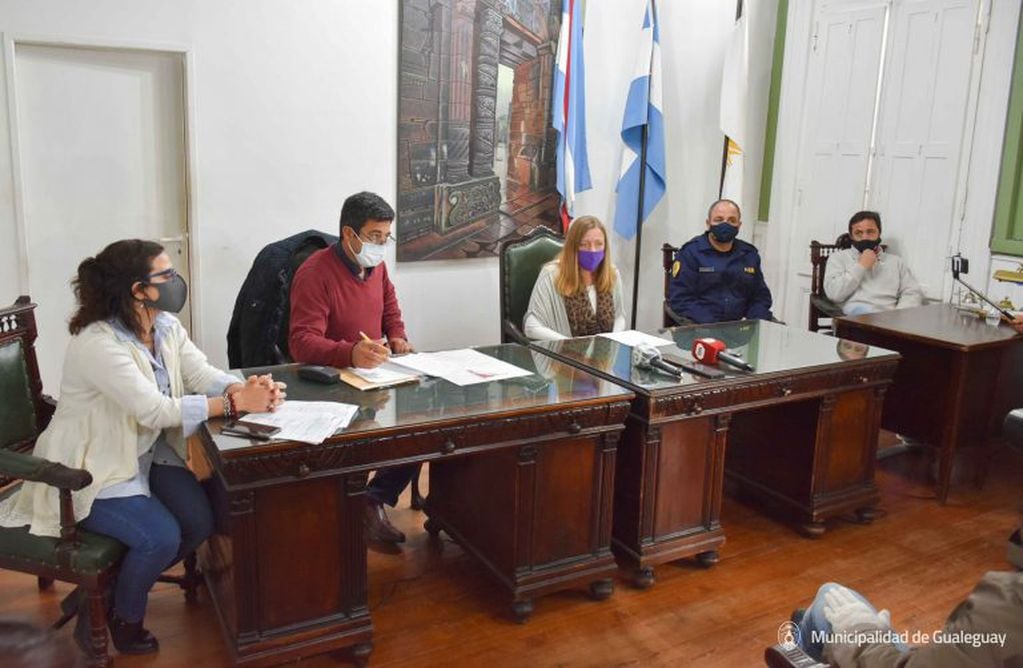 Conferencia de prensa- Gualeguay impone multas por violar el ASPO.
Crédito: Prensa Gualeguay