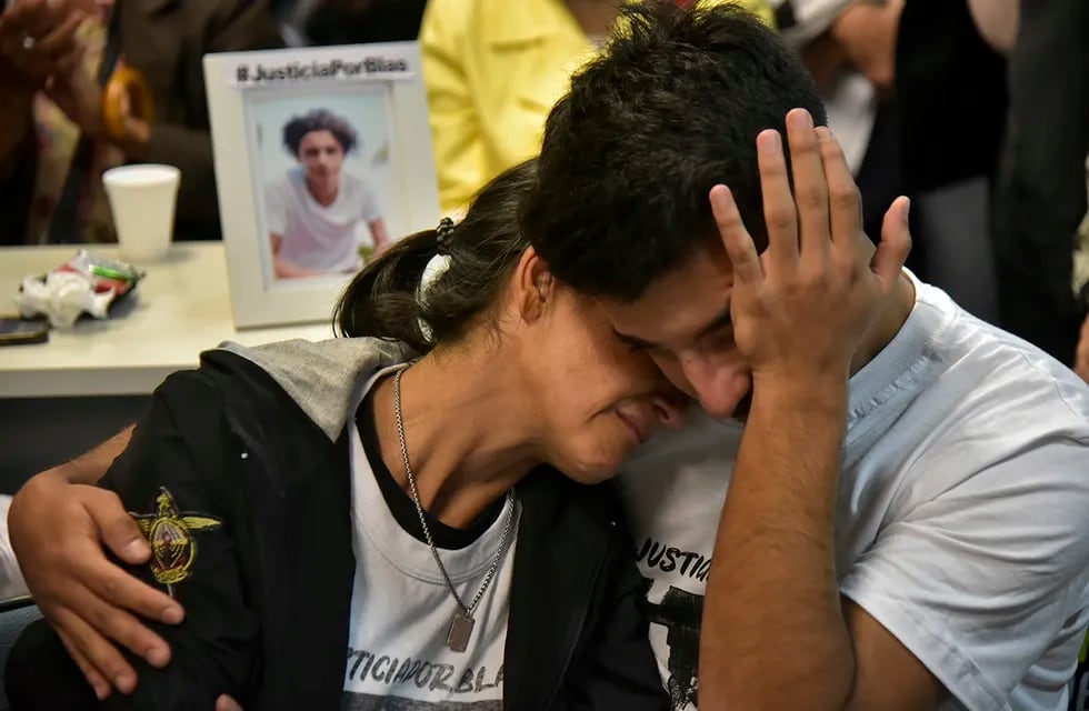 Soledad Laciar, madre de Blas Correas, durante la lectura de la sentencia en el juicio por el asesinato de su hijo  (Facundo Luque / La Voz)