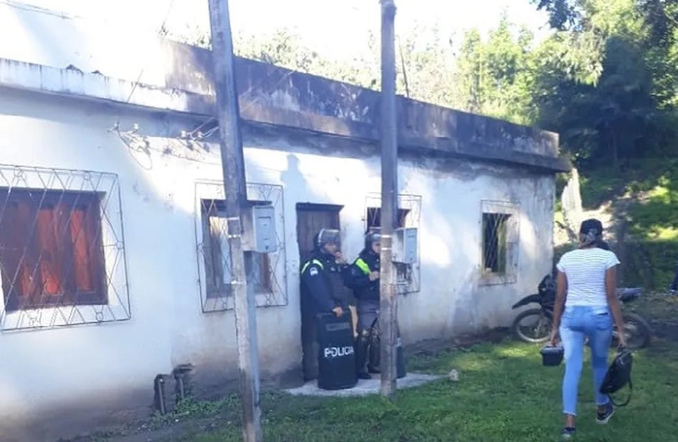 Detenidos y drogas secuestradas durante allanamientos en Villa Lujan. (MPF)