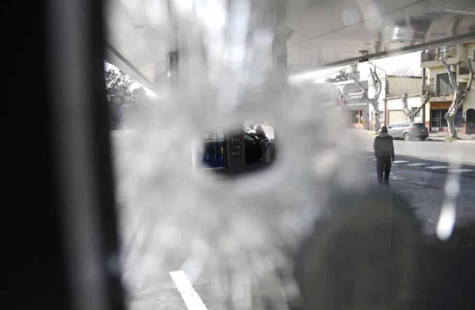 El homicidio se registró la noche del 10 de septiembre en una estación de servicio de Granadero Baigorria. (Juan José García)