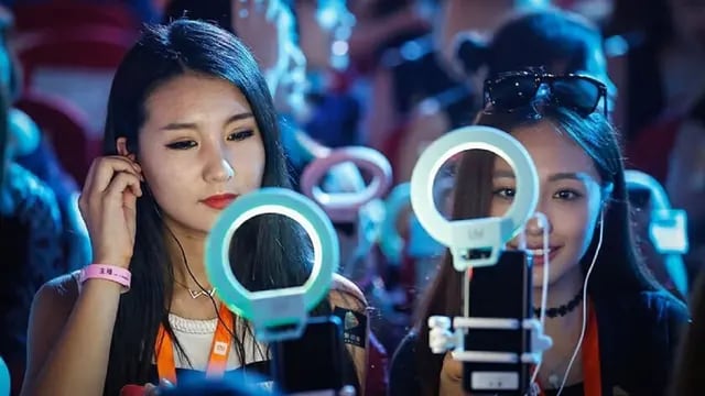Qué es la fábrica de streamers: la peligrosa tendencia de jóvenes chinas que se viralizó en Twitter