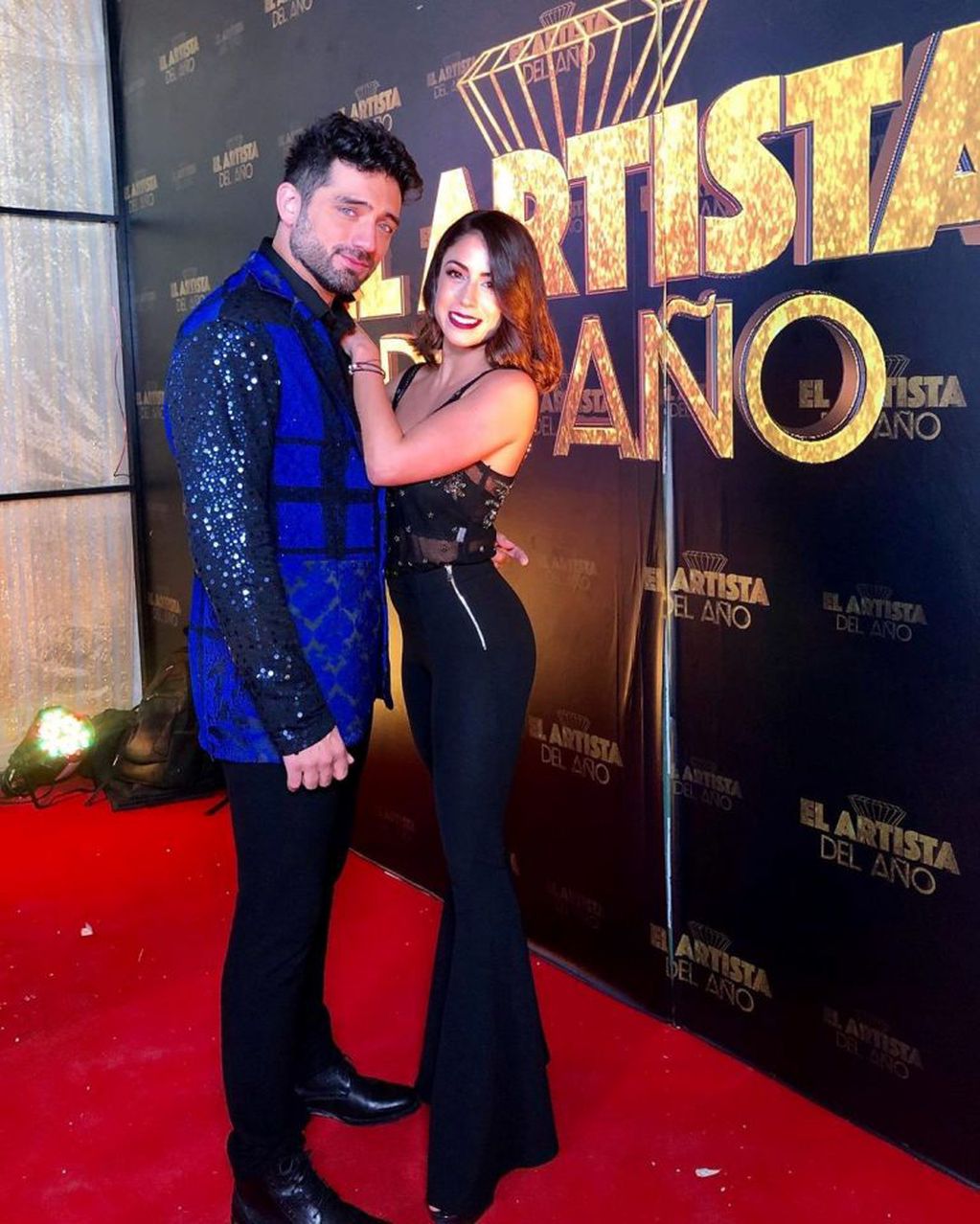 Pablo Heredia y su novia Macarena Berná en la gala de "El artista del año", un concurso de talentos de Perú (Foto: Instagram/ pabloheredia10)