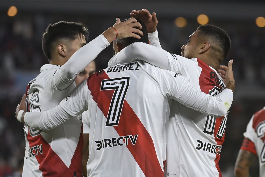 La felicidad de Matías Suárez por su gol a Gimnasia (River)