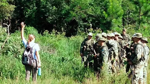 Capacitación al personal del Ejército Argentino en Irigoyen sobre tipos y utilidad de plantas silvestres