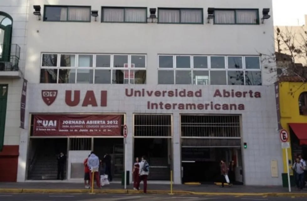 Una alumna cayó al vacío en la Universidad Abierta Interamericana. (Prensa UAI)