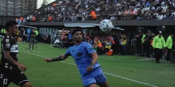 Belgrano: la difícil tarea de reemplazar al goleador Lucas Passerini, suspendido.