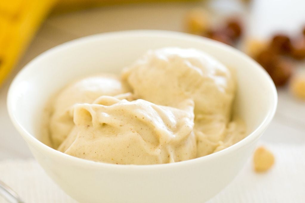 Este helado es ideal para hacer el clásico banana split. ¿El secreto? el dulce de leche.