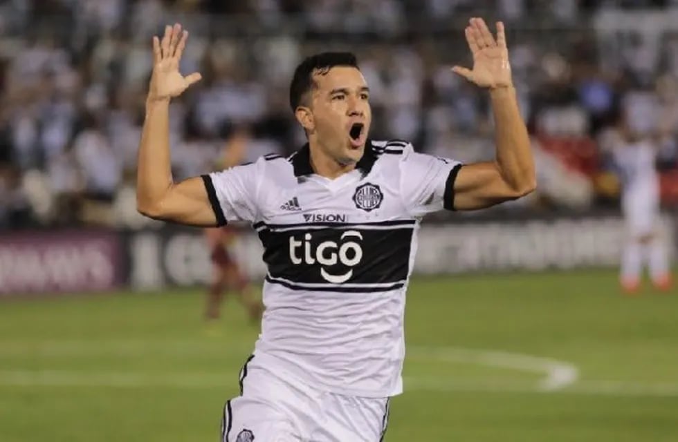 Néstor Camacho, el verdugo de Godoy Cruz, convirtió ,los dos goles del primer tiempo.