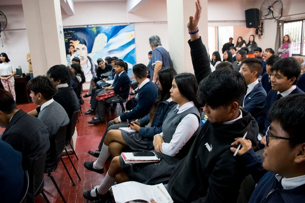 Los estudiantes interactuaron con las expositoras que explicaron el marco normativo para obras particulares en San Salvador de Jujuy.