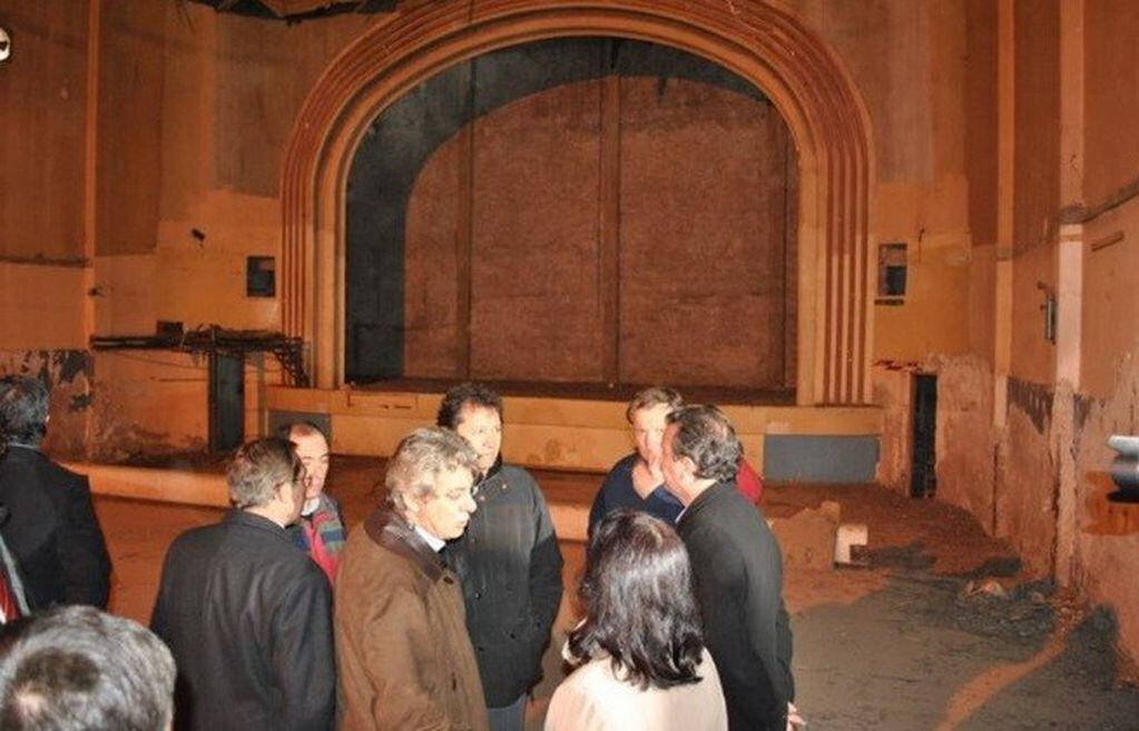 El cine teatro Colón de la Ciudad de Palmira volvería a la "vida".