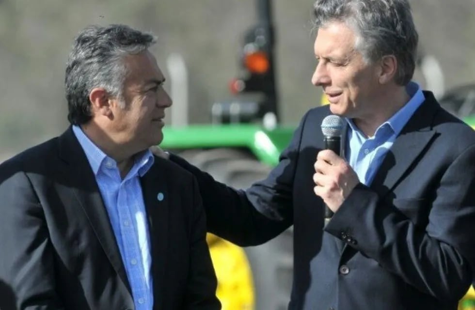Cornejo propuso a Macri un plan para que la gente pueda pagar la factura del gas.