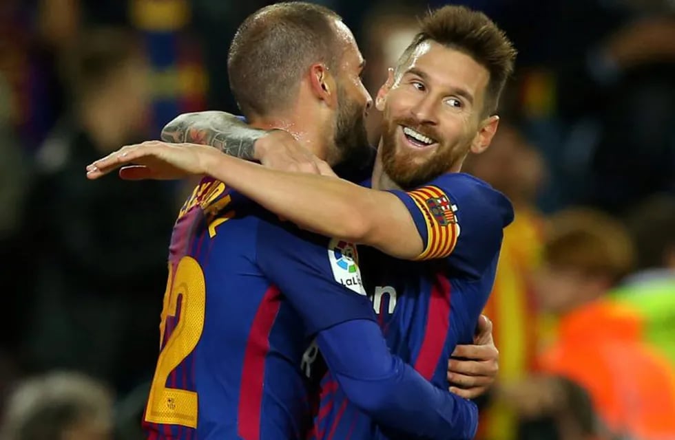 Cuatro goles de Messi en la goleada por 6-1 del Barcelona sobre el Eibar\nFoto: REUTERS/Albert Gea