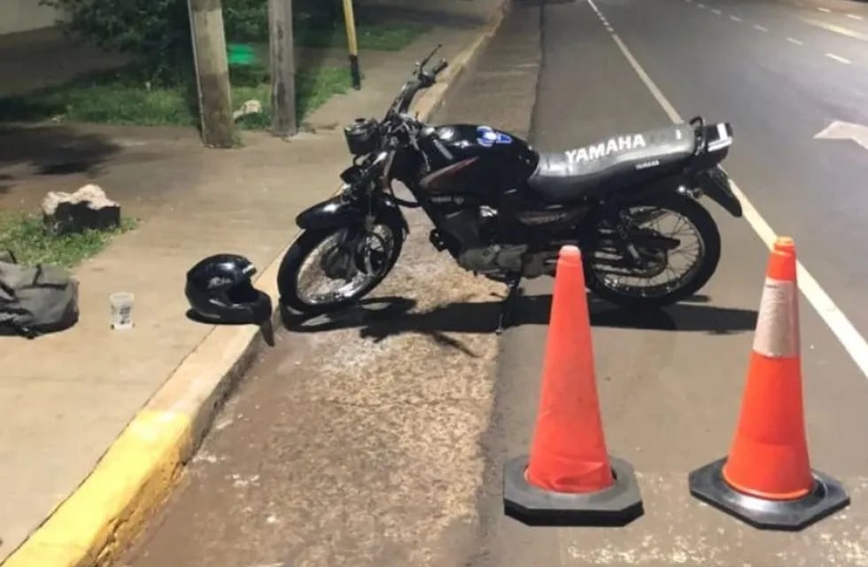 Accidente de tránsito en Posadas: un motociclista herido.