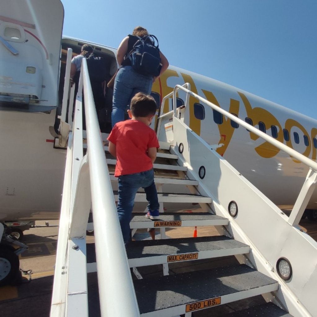 La aerolínea Flybondi sumará más vuelos para la provincia de Jujuy, pasando a ofrecer diez frecuencias semanales.