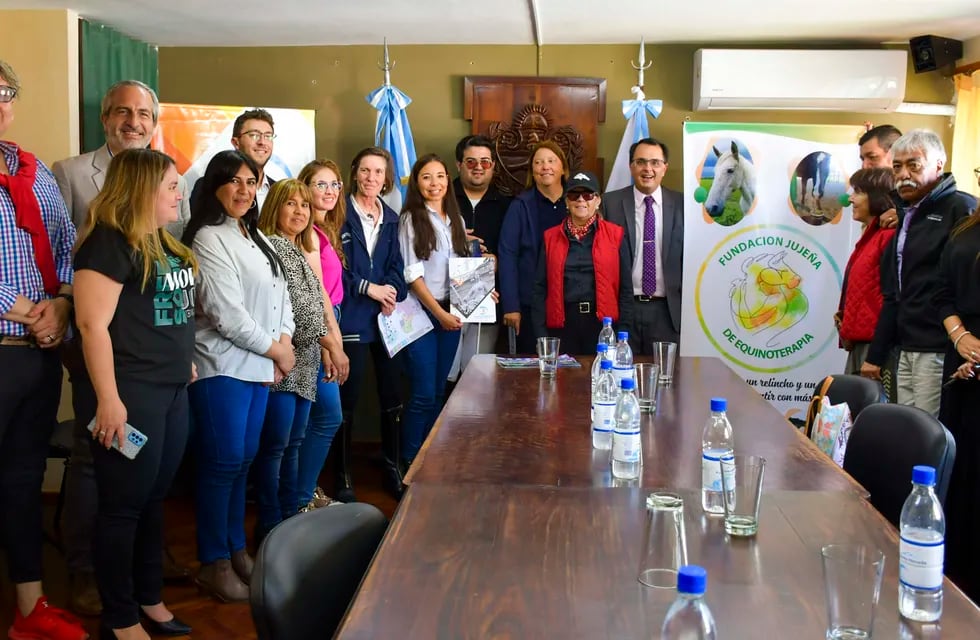 Concejales de San Salvador de Jujuy recibieron a organizadores y participantes del "Primer encuentro de Deporte Ecuestre Adaptado Jujuy 2023".