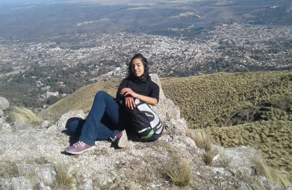 María del Carmen herrero de 31 años, extraviada en el cerro Los Gigantes desde el domingo 28 de febrero. (Foto: El Doce).