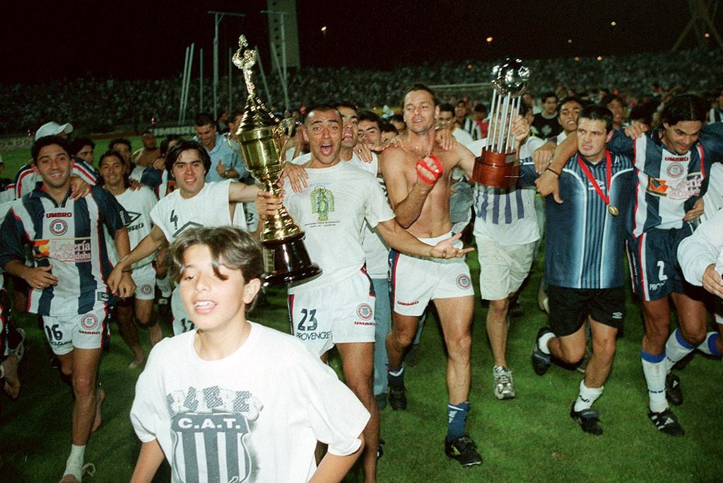 Copa Conmebol Talleres gana la Copa Conmebol al vencer a Sportivo Alagoano.
09 diciembre 1999