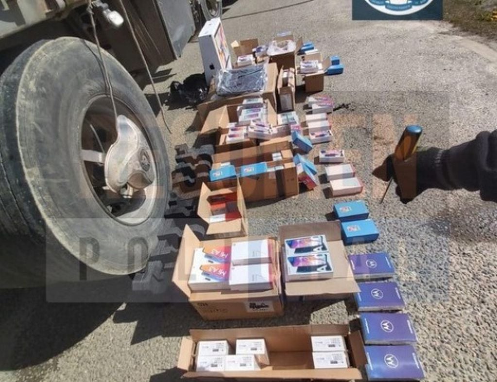 Contrabando de celulares en un camión proveniente de Tierra del Fuego Foto: Resumen Policial.