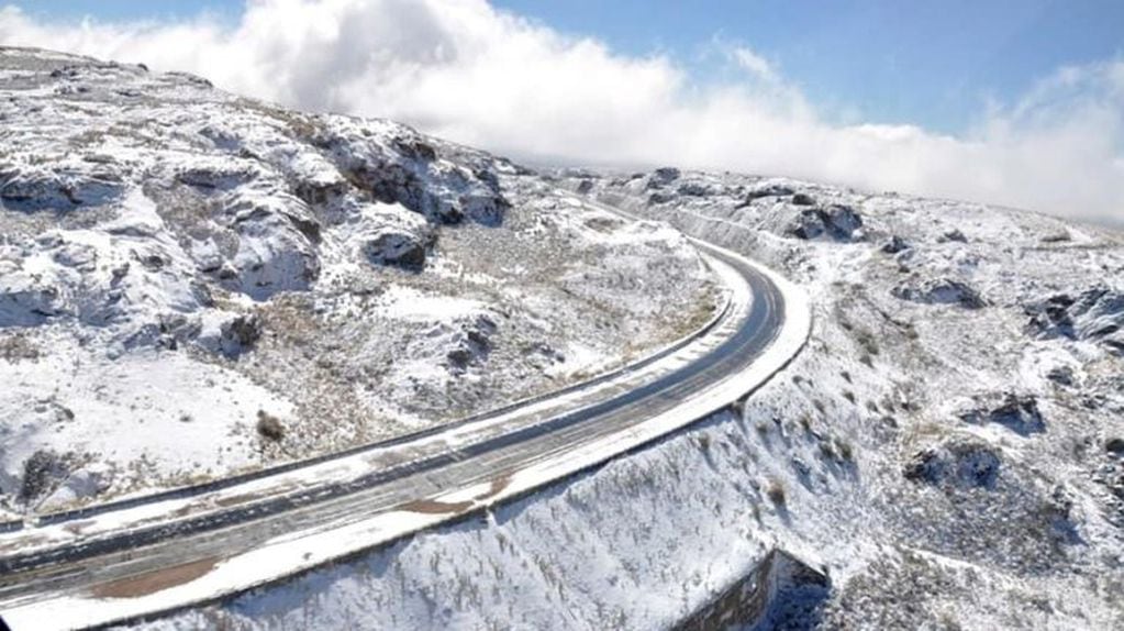 Así se viven las Altas Cumbres en plena nevada. (Foto: gentileza Geo Clima Traslasierra).