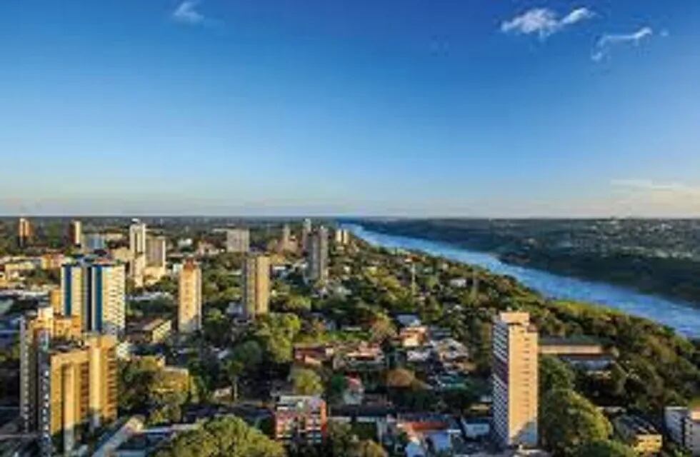 Foz, la ciudad vecina de Puerto Iguazú, registra 2 muertos.