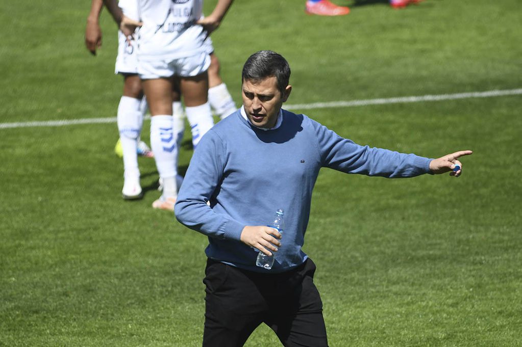 El técnico Diego Flores elogió el rendimiento del equipo de Godoy Cruz.