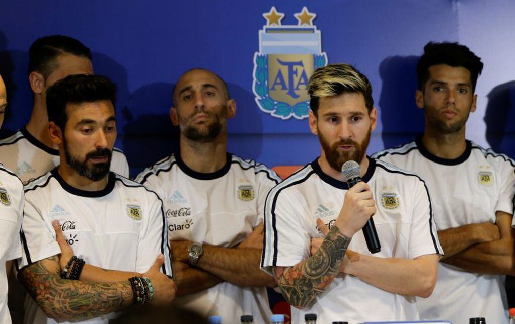Los futbolistas jugadores argentinos anuncian  que no hablaran mas con la prensa.