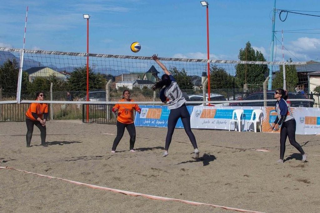 Nueva cancha de Volley y Handball Beach - Ushuaia