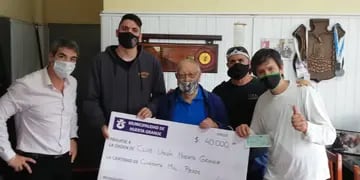 Ayuda económica al Club Unión de Huerta Grande.