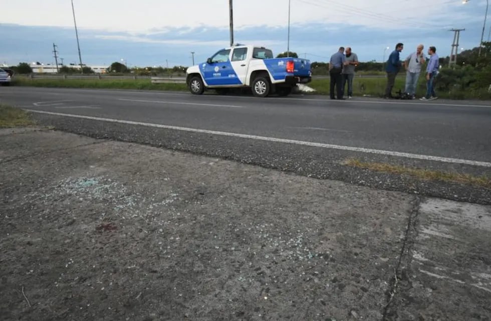 La policía cortó la autopista Rosario-Santa Fe tras el atentado contra los acusados de matar al jefe de \
