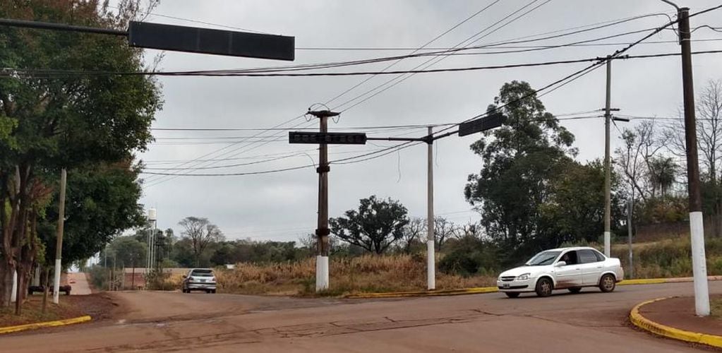 Eldorado: nuevos semáforos en la intersección de calles Paraguay y Sarmiento.