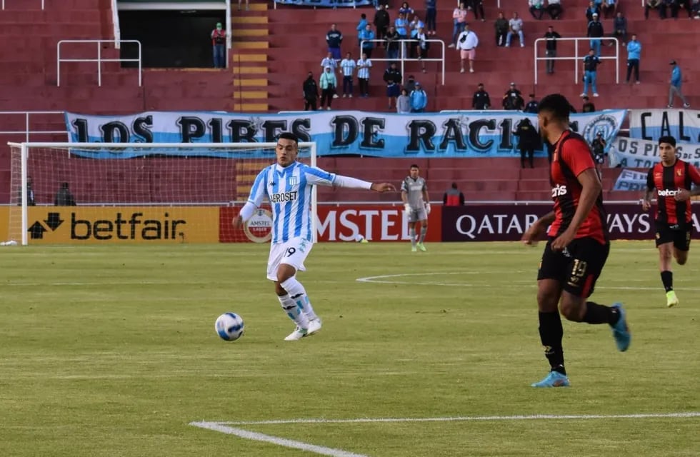 Racing juega contra Melgar de Perú como visitante por la Copa Sudamericana.