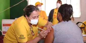 Masiva concurrencia al Operativo de Salud del barrio Roulet en Eldorado