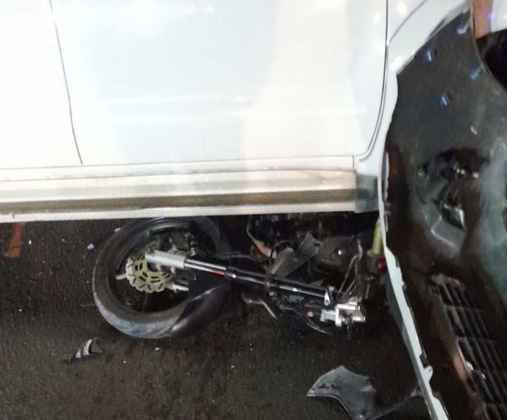 Un motociclista hospitalizado en un accidente vial en Istilart y Ruta 228