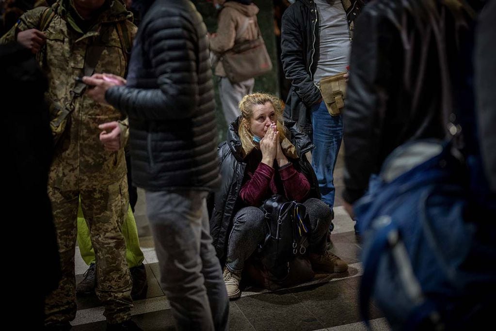 Son 103 los argentinos que están viviendo en Ucrania y la Embajada aseguró que buscarán la salida 