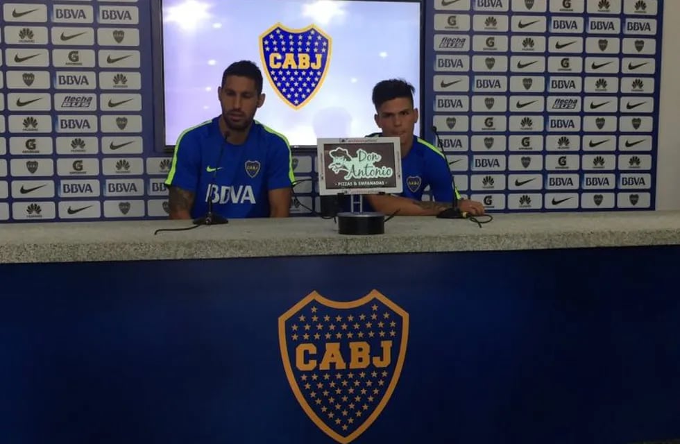 Juan Manuel Insaurralde y Jonathan Silva se disculparon en conferencia de prensa.