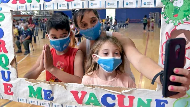 Vacunación libre Covid-19 en Pérez para personas entre 12 a 17 años